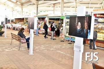 Exposición sobre la diversidad sexual en el Mercado Municipal/Francisco Javier Santana.